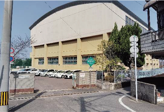 小島中学校